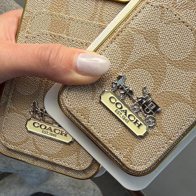 گارد coach